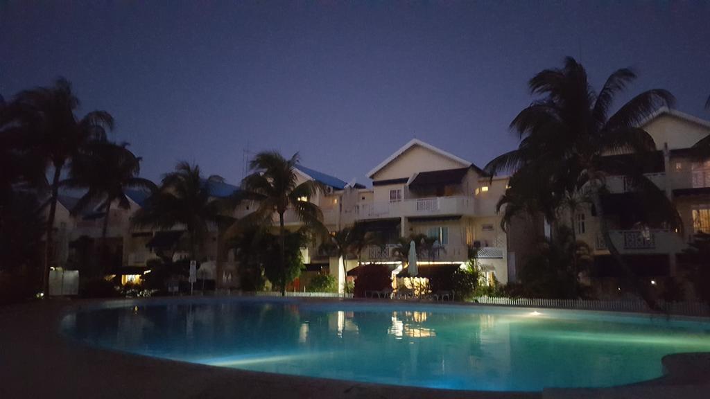 Villa In Le Tamier, 4 Bedrooms, 300M Flic En Flac Beach Εξωτερικό φωτογραφία