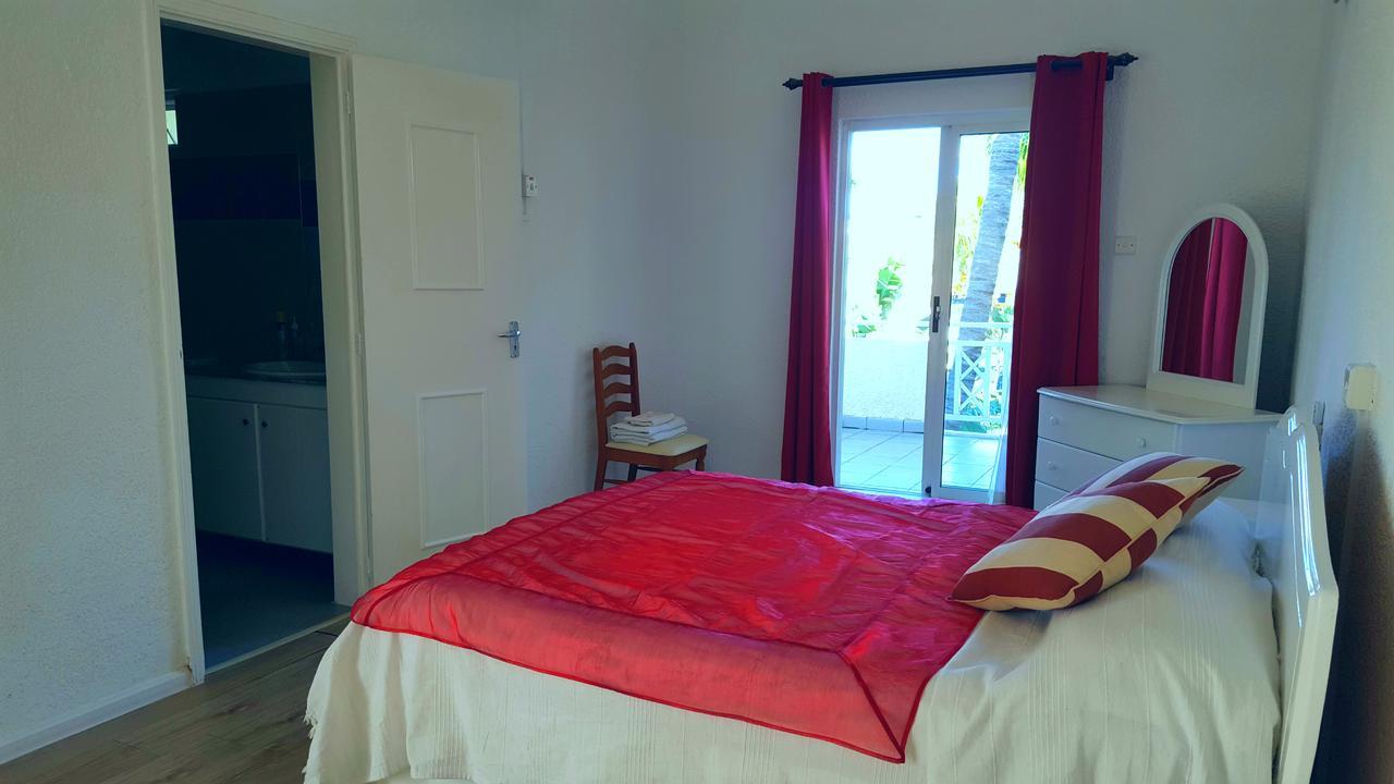 Villa In Le Tamier, 4 Bedrooms, 300M Flic En Flac Beach Εξωτερικό φωτογραφία